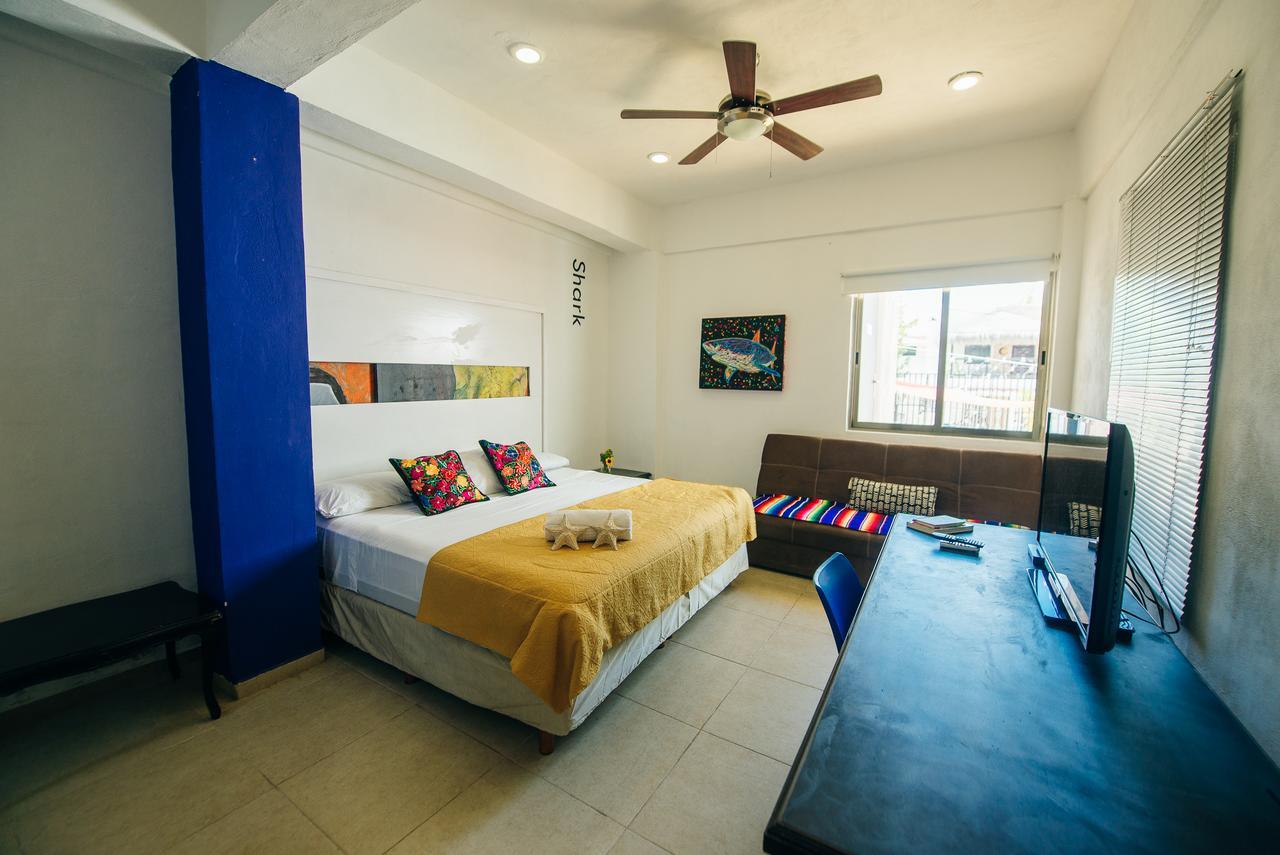 The Mermaid Hostel Beach (Adults Only) Cancun Bagian luar foto